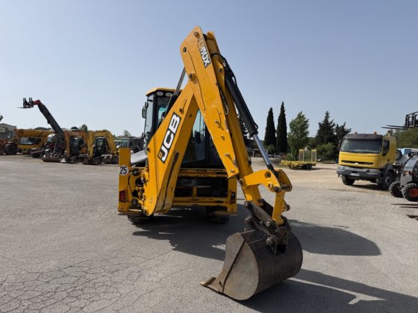 JCB 3CX – Image 4