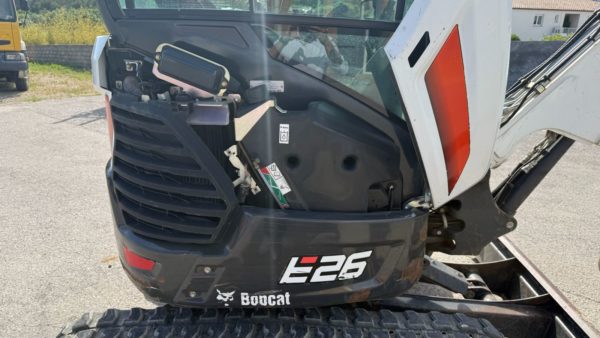 BOBCAT E26 – Image 9