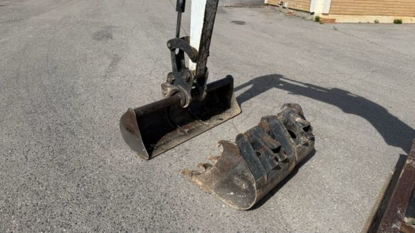 BOBCAT E26 – Image 13