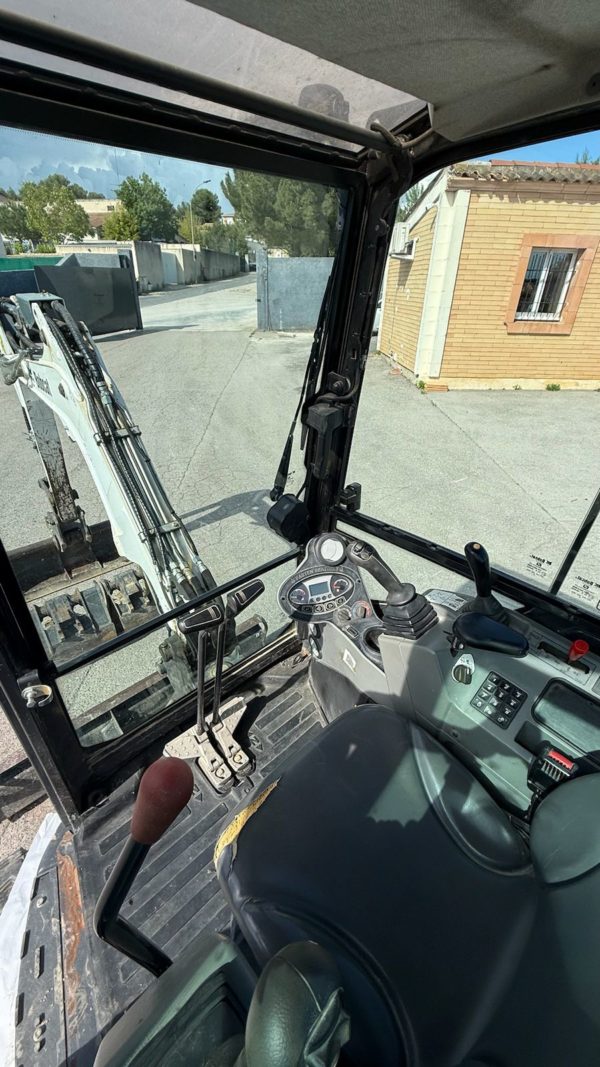 BOBCAT E26 – Image 18
