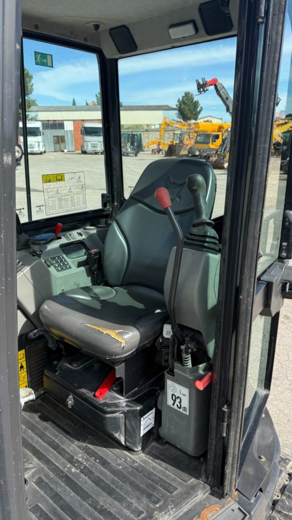 BOBCAT E26 – Image 17