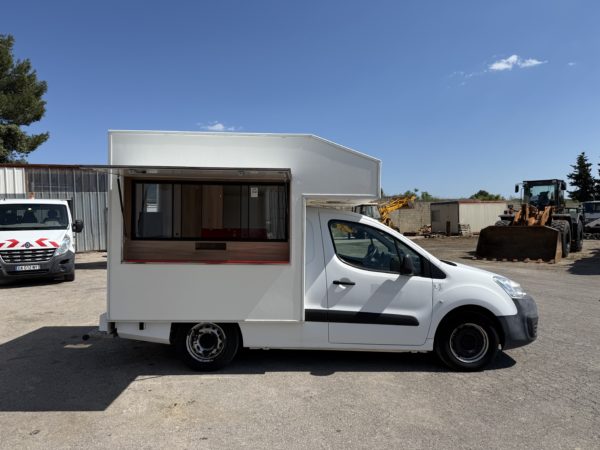 Véhicule utilitaire (- de 3,5t) Magasin Citroën BERLINGO – Image 2