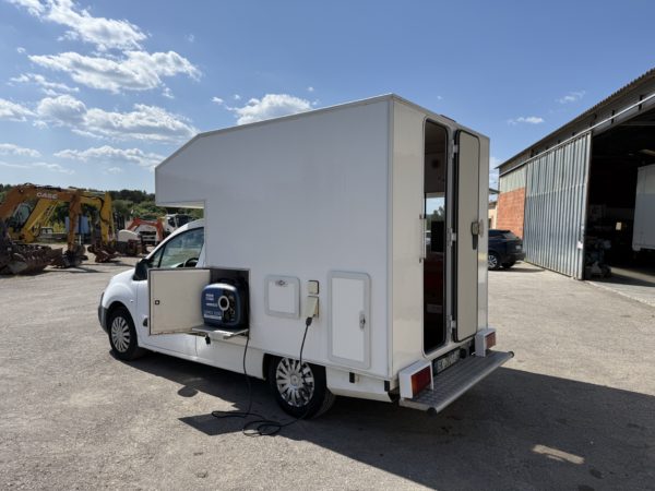 Véhicule utilitaire (- de 3,5t) Magasin Citroën BERLINGO – Image 21
