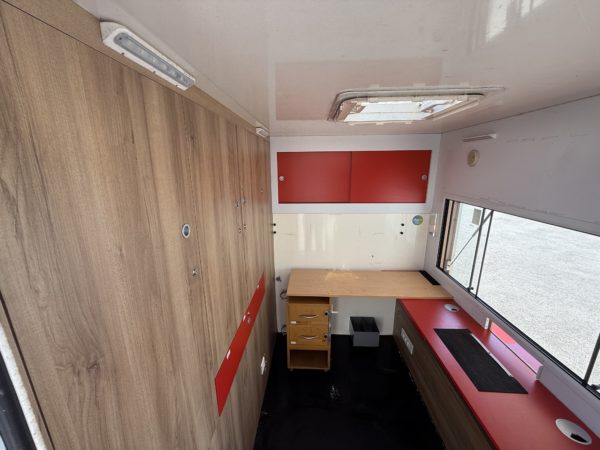Véhicule utilitaire (- de 3,5t) Magasin Citroën BERLINGO – Image 10