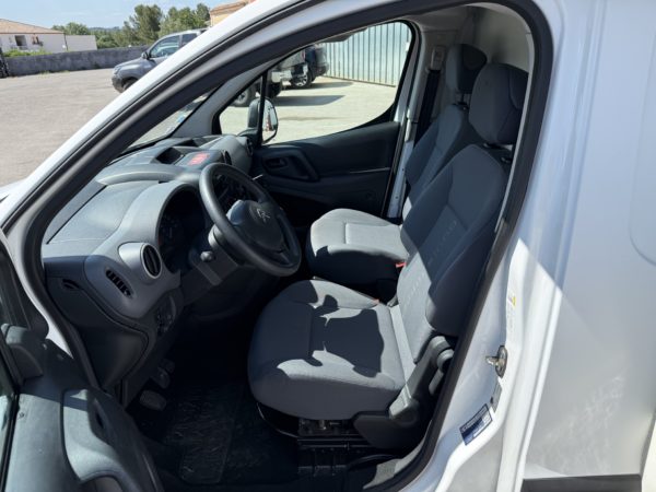 Véhicule utilitaire (- de 3,5t) Magasin Citroën BERLINGO – Image 15