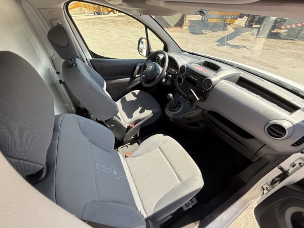 Véhicule utilitaire (- de 3,5t) Magasin Citroën BERLINGO – Image 18