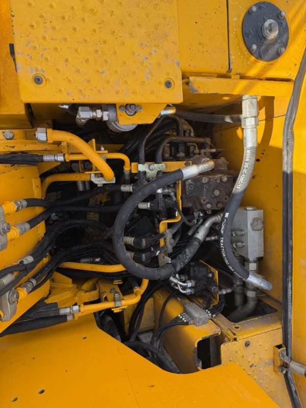 Jcb JS145 – Image 11