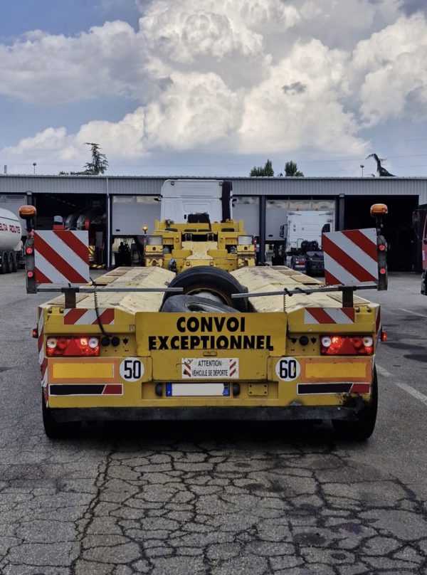 Mercedes-Benz AROCS – Image 4