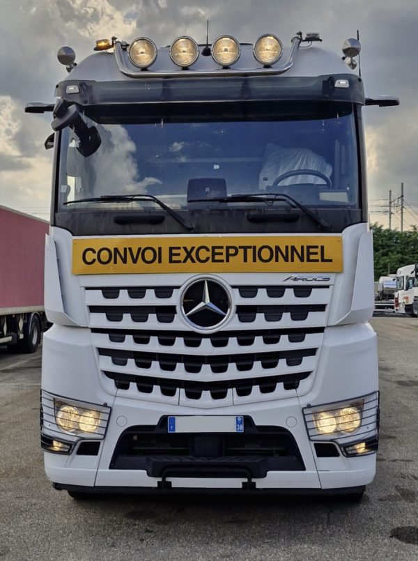 Mercedes-Benz AROCS – Image 9