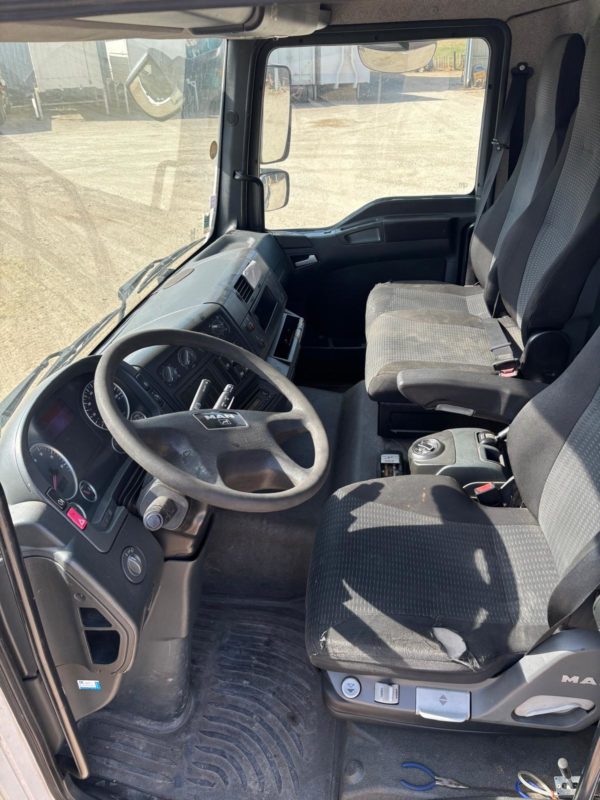 Man TGM 18.2 – Image 9