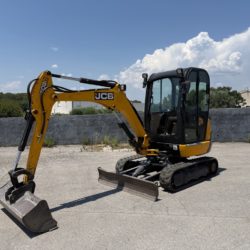 JCB 8026