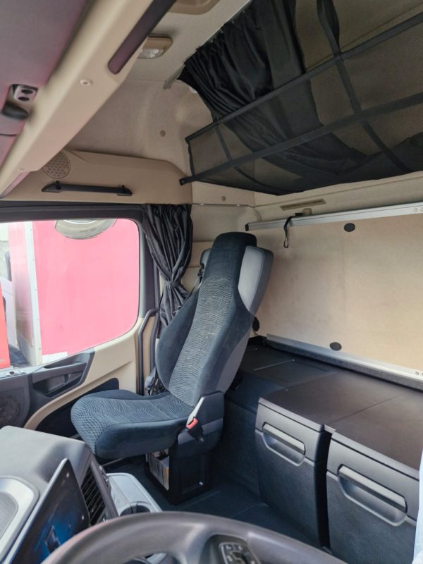 Mercedes-Benz AROCS – Image 16