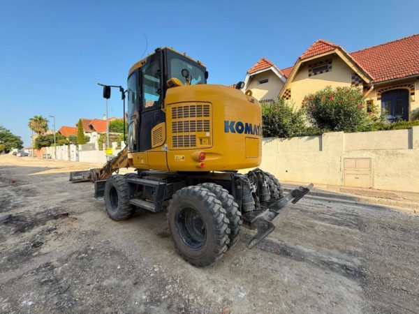Komatsu PW118 – Image 3