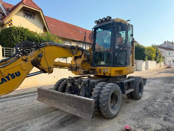 Komatsu PW118