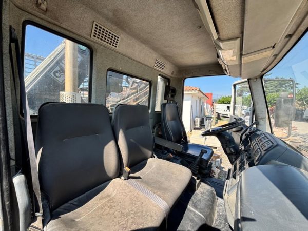 Iveco 180E28 – Image 11