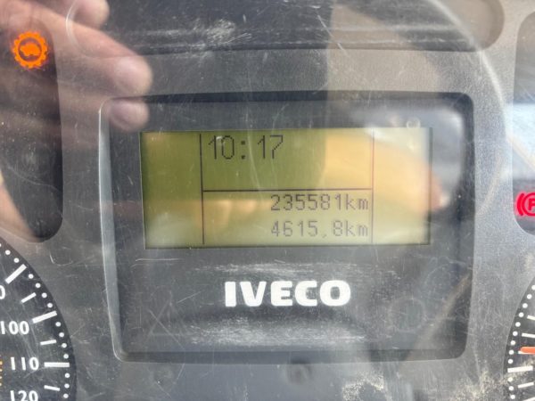 Iveco 180E28 – Image 15