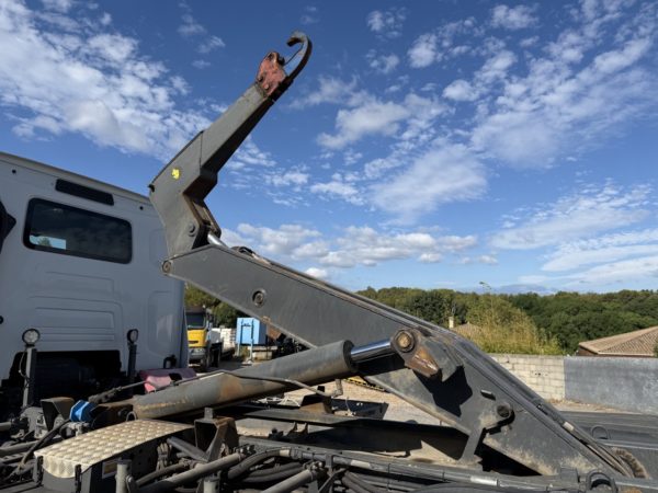 Renault C520 6x4 – Image 14