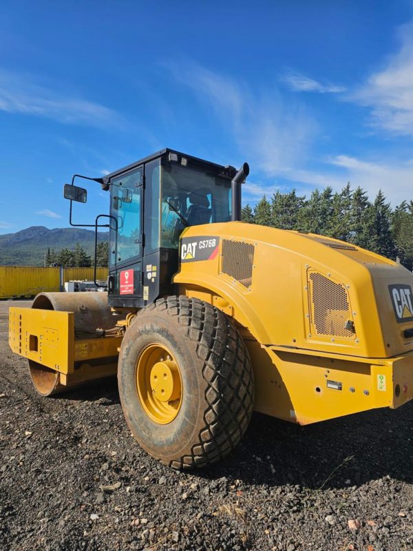 Caterpillar CS76B
