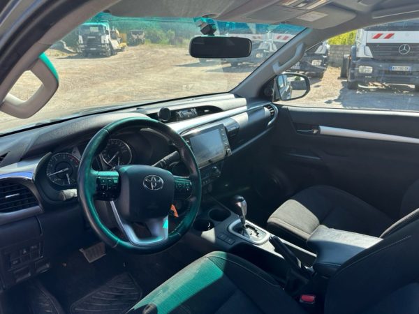 Toyota HILUX – Image 16