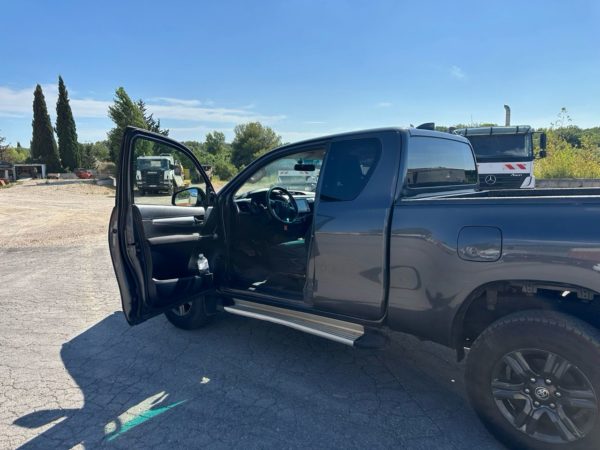 Toyota HILUX – Image 13