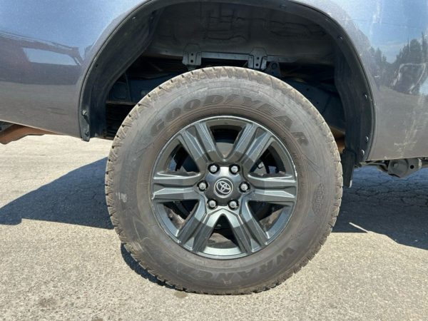 Toyota HILUX – Image 11