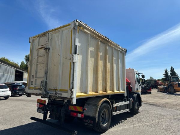 Renault C320 – Image 13