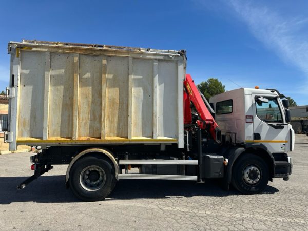 Renault C320 – Image 14