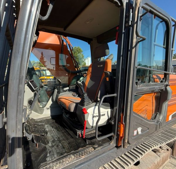 Doosan DX380LC – Image 36