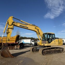 Komatsu PC210-7