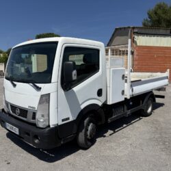 Nissan NT400