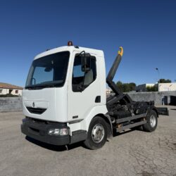 Renault 220 DCI